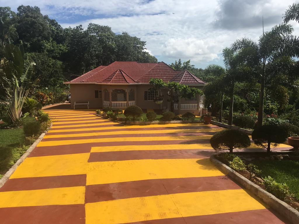 Cliffe Ranch Mandeville Exterior foto