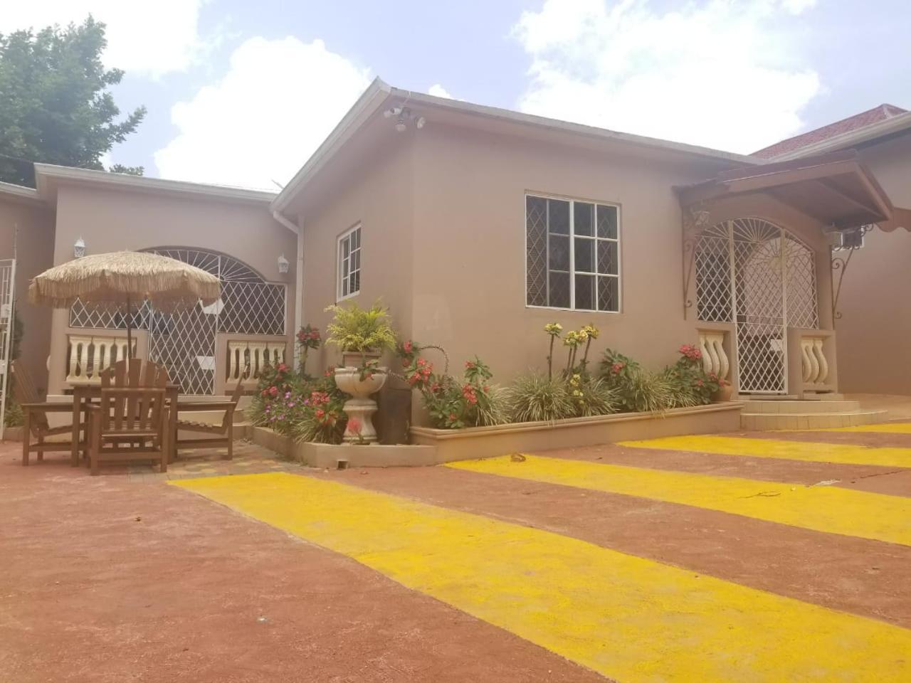 Cliffe Ranch Mandeville Exterior foto